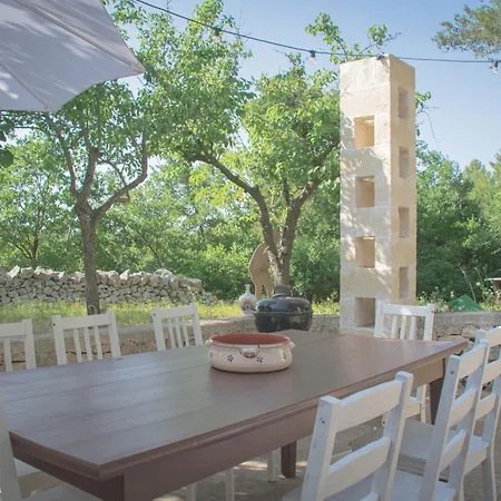 4 Da Letto - Trulli Con Camino, Foresta E Bbq Cisternino
