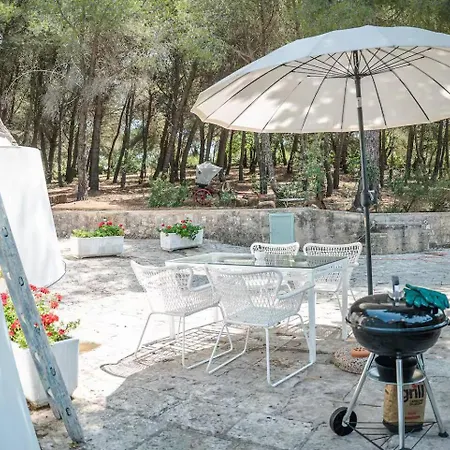 4 Da Letto - Trulli Con Camino, Foresta E Bbq Hébergement de vacances *